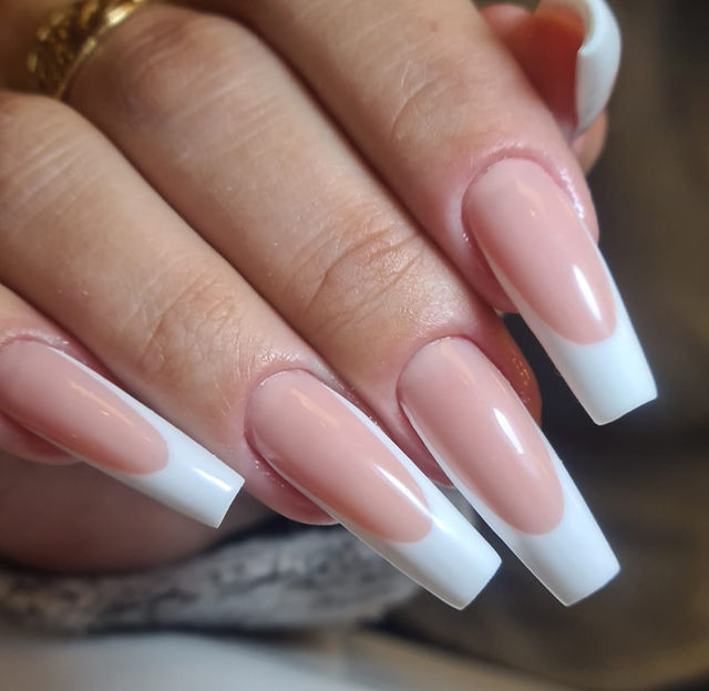 unha fibra de vidro francesinha