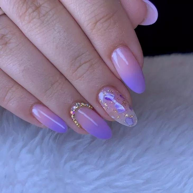 unhas decoradas formato amêndoa