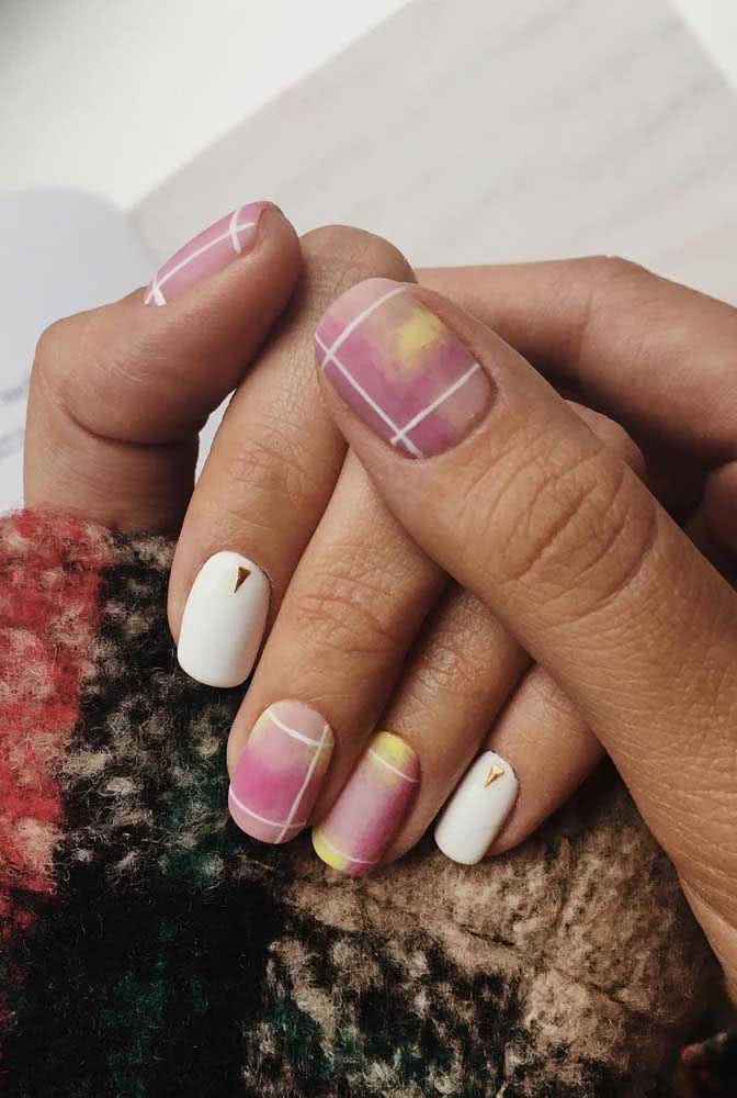 Os melhores produtos para fortalecer unhas quebradiças