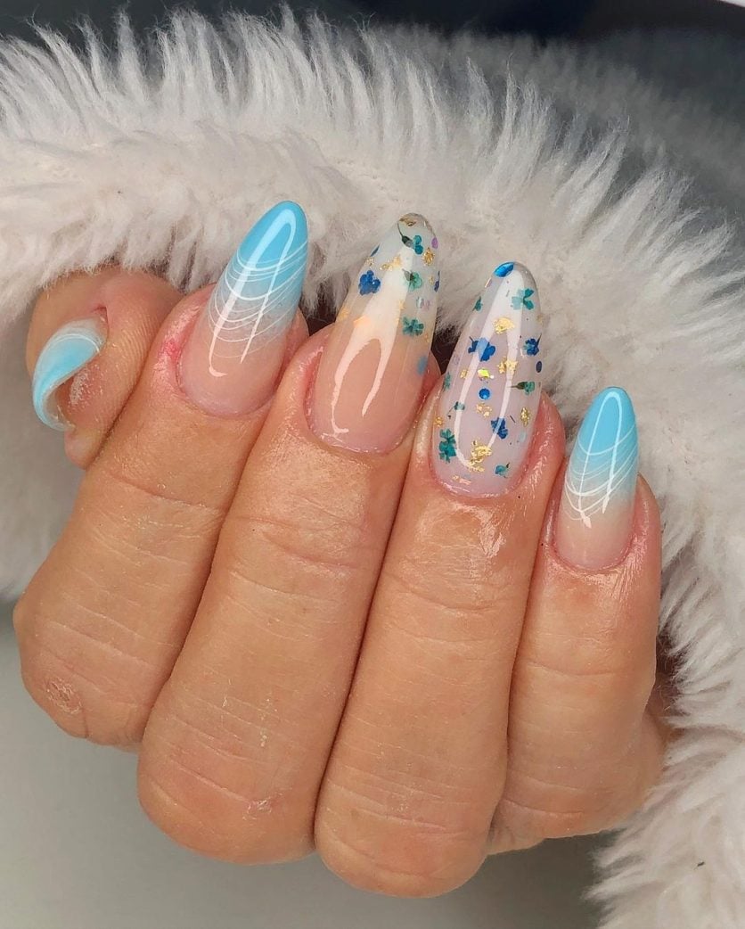 5 Ideias de Designs de Unhas de Gel Azuis para Inspirar
Como Fazer Unhas de Gel Azuis com Decoração de Borboletas
Tendências de Unhas Azuis: Do Clássico ao Moderno
Guia Completo: Aplicação e Manutenção de Unhas de Gel Azuis
Unhas de Gel Azuis Encapsuladas: Um Guia Passo a Passo