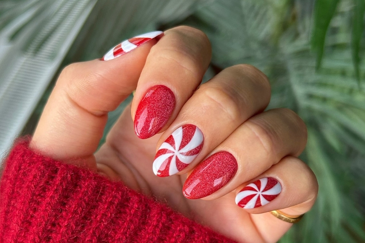 erros comuns ao fazer unha gel tips vermelho