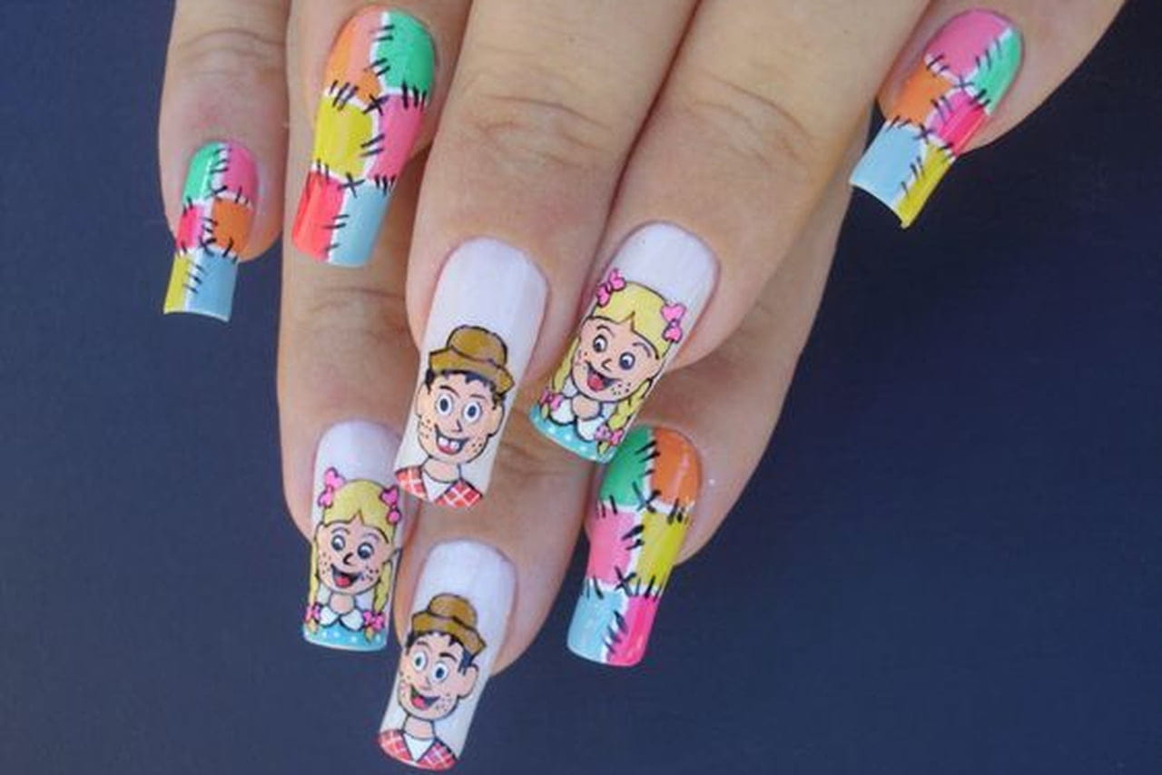 Inspirações de Nail Art Junina: Dos Clássicos aos Modernos