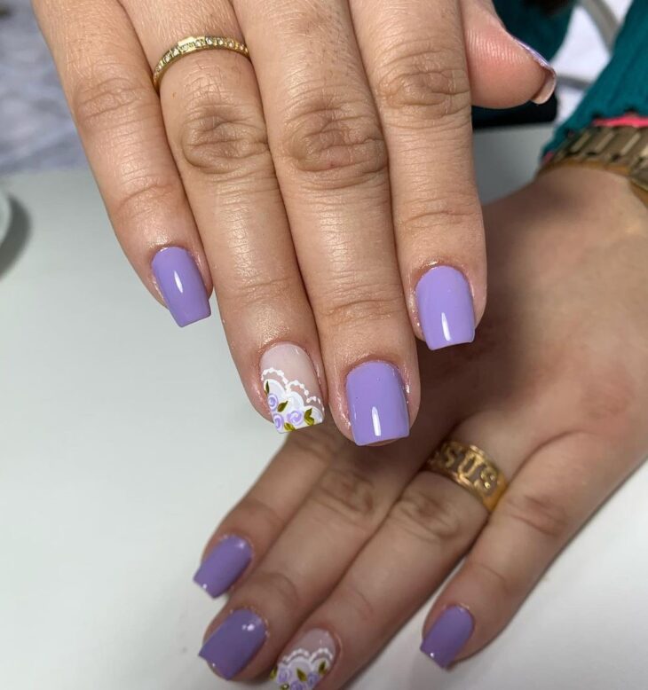 unha lilás com filha única degradê