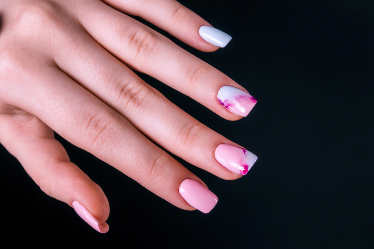 Unha marmorizada quartzo rosa