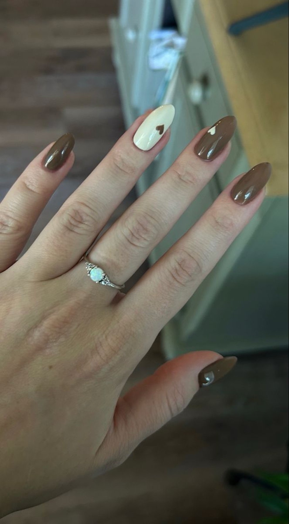 nail art marrom gel