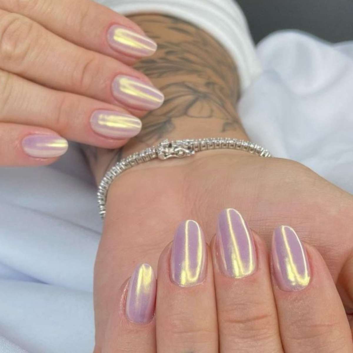 Tendências de Cores para Unhas Metalizadas em 2026: Do Clássico ao Ousado