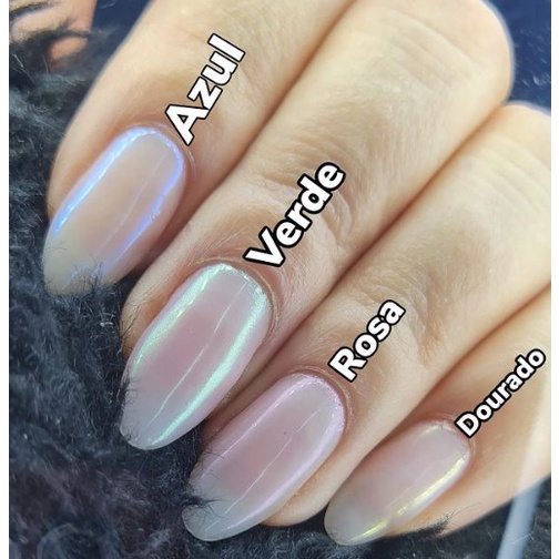 unha metalizada com pó holográfico