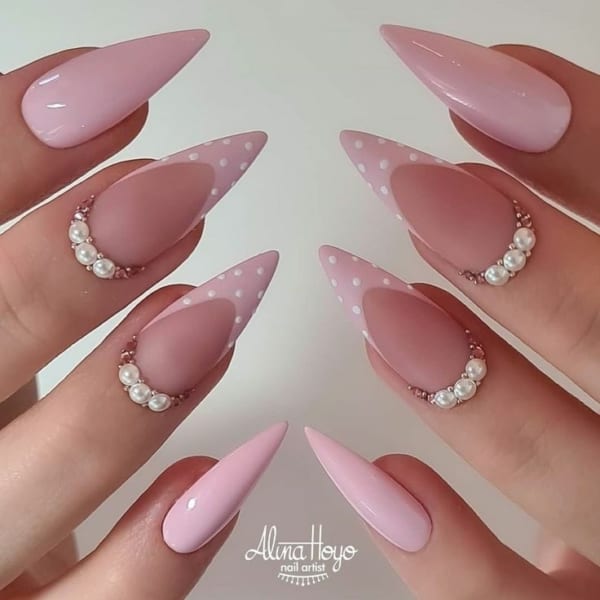 nail art delicada