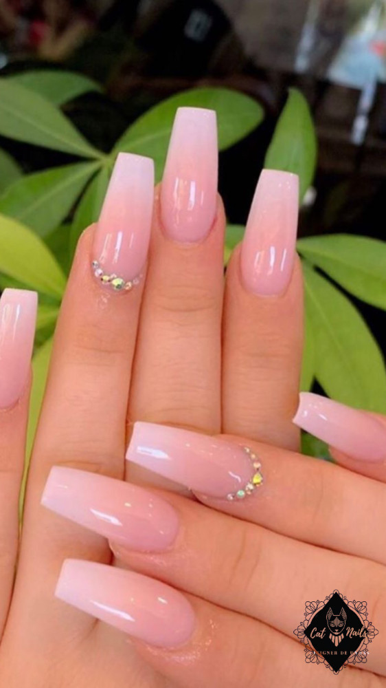 unhas naturais com gel