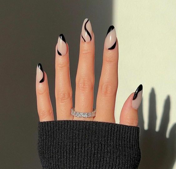 francesinha inversa nude com preto passo a passo