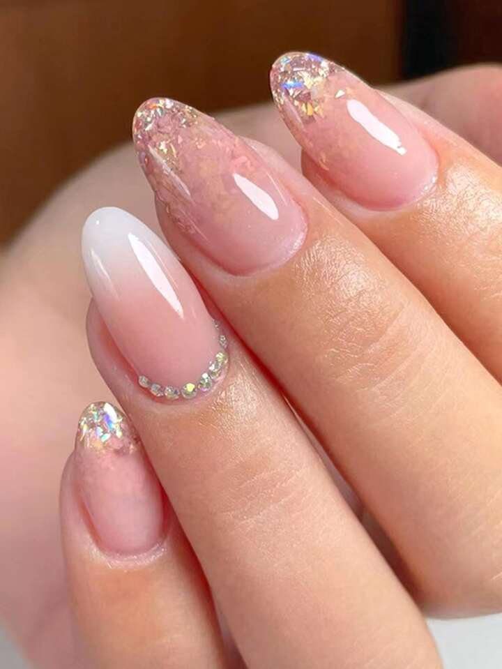 5 Nail Arts Incríveis para Unhas Ovais