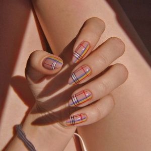 5 ideias de títulos:
1. Unhas Juninas 2026: Do Clássico Xadrez às Tendências Minimalistas
2. Inspire-se: As Unhas Perfeitas para sua Festa Junina em 2026
3. Guia Completo: Decoração de Unhas para São João 2026
4. Xadrez