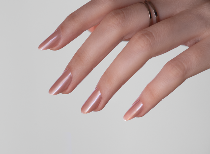 Técnicas Avançadas de Aplicação de Pó Cromado para Efeitos Incríveis