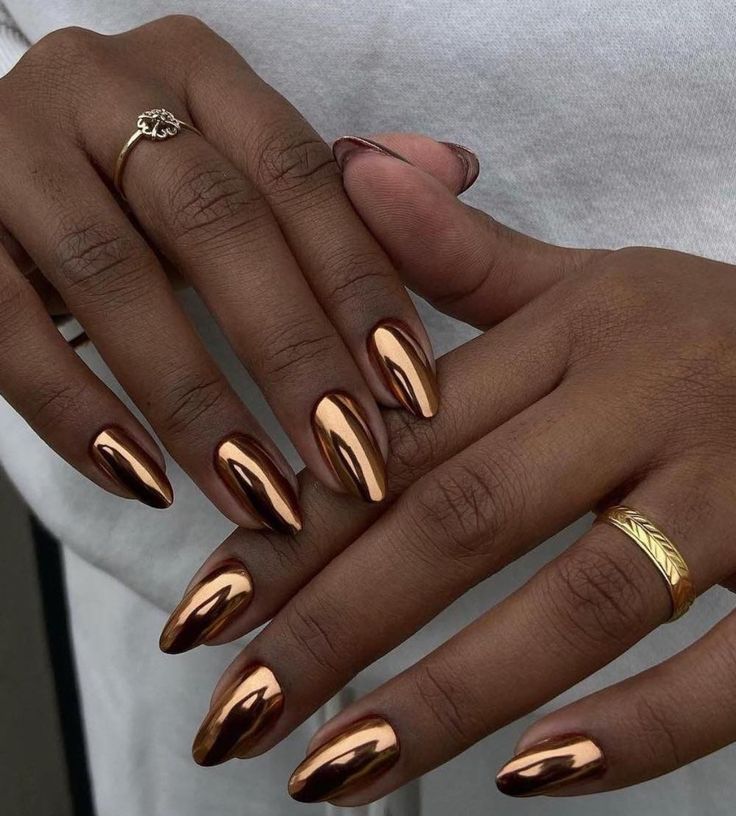 Pó Cromado em Caneta: A Revolução da Praticidade para Suas Unhas