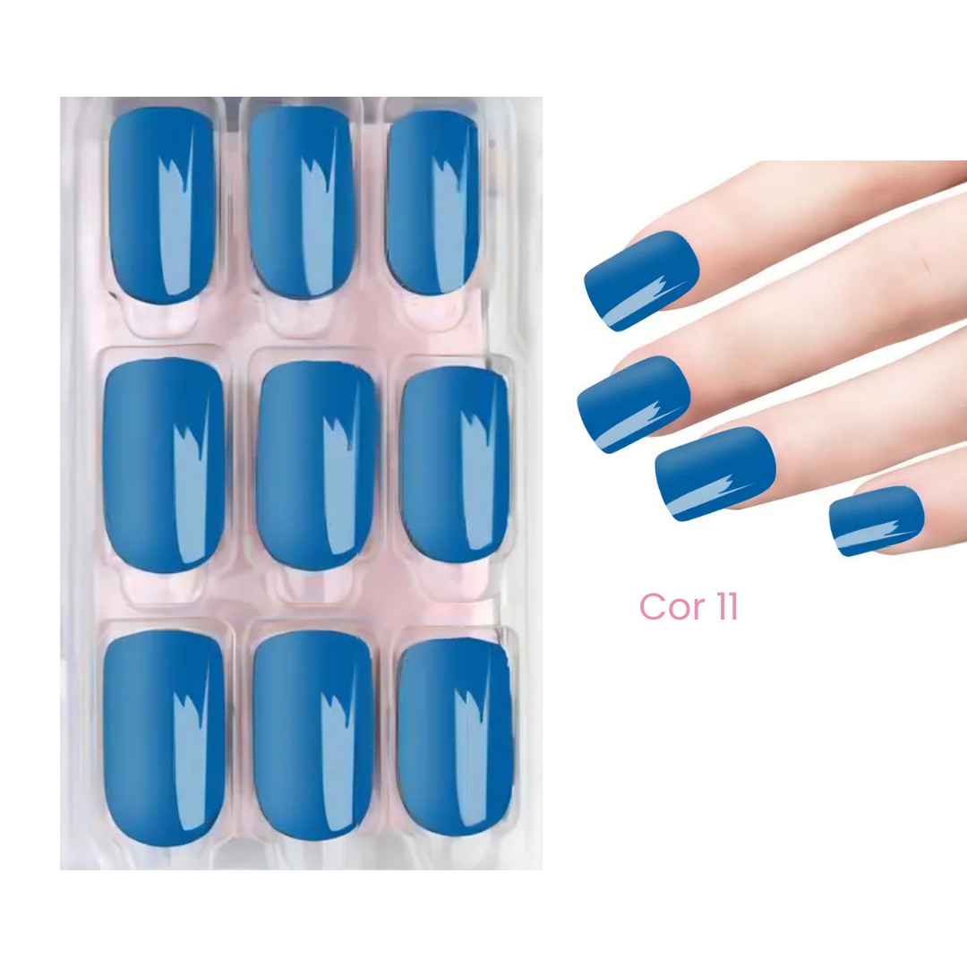 unha postiça realista azul