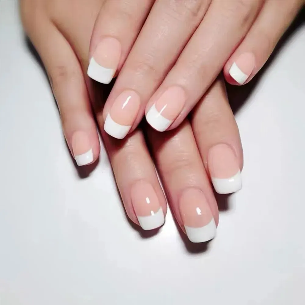 As Melhores Marcas de Unhas Postiças Curtas para um Look Natural