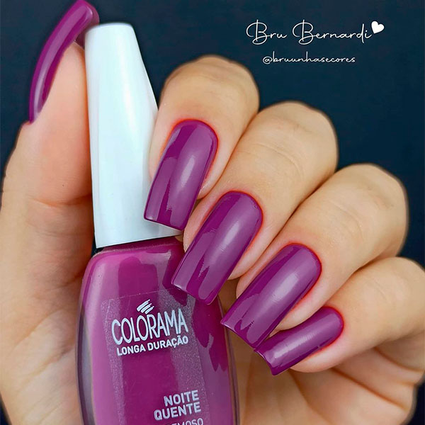 unha postiça roxa autocolante versus com cola