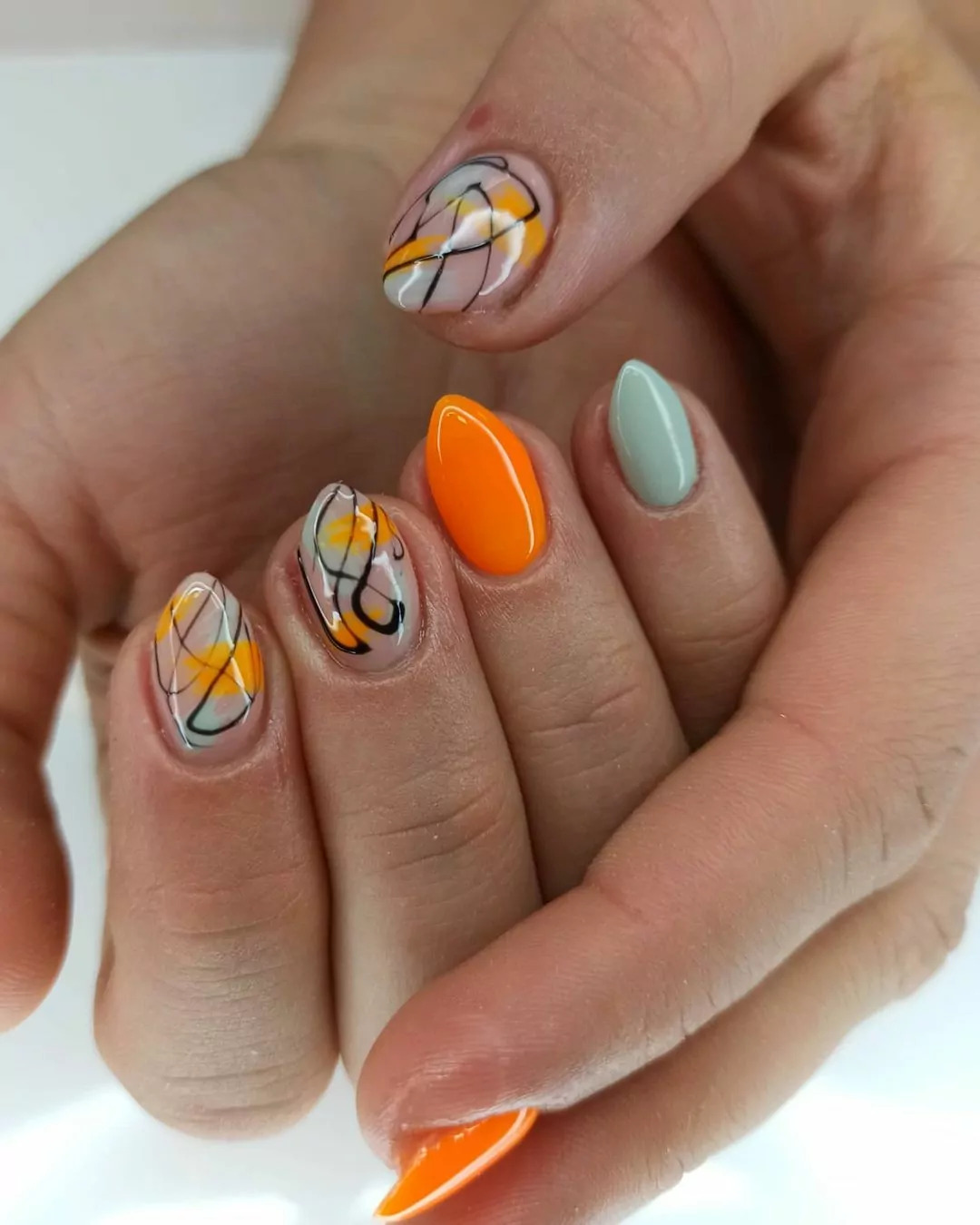 5 Ideias de Unhas Stiletto para um Look Ousado
Como Cuidar das Suas Unhas Stiletto Postiças
Unha Stiletto vs. Bailarina: Qual a Diferença?
Tendências de Nail Art para Unhas Stiletto em 2024
Guia Completo: Aplicação e Remoção de Unhas Stiletto