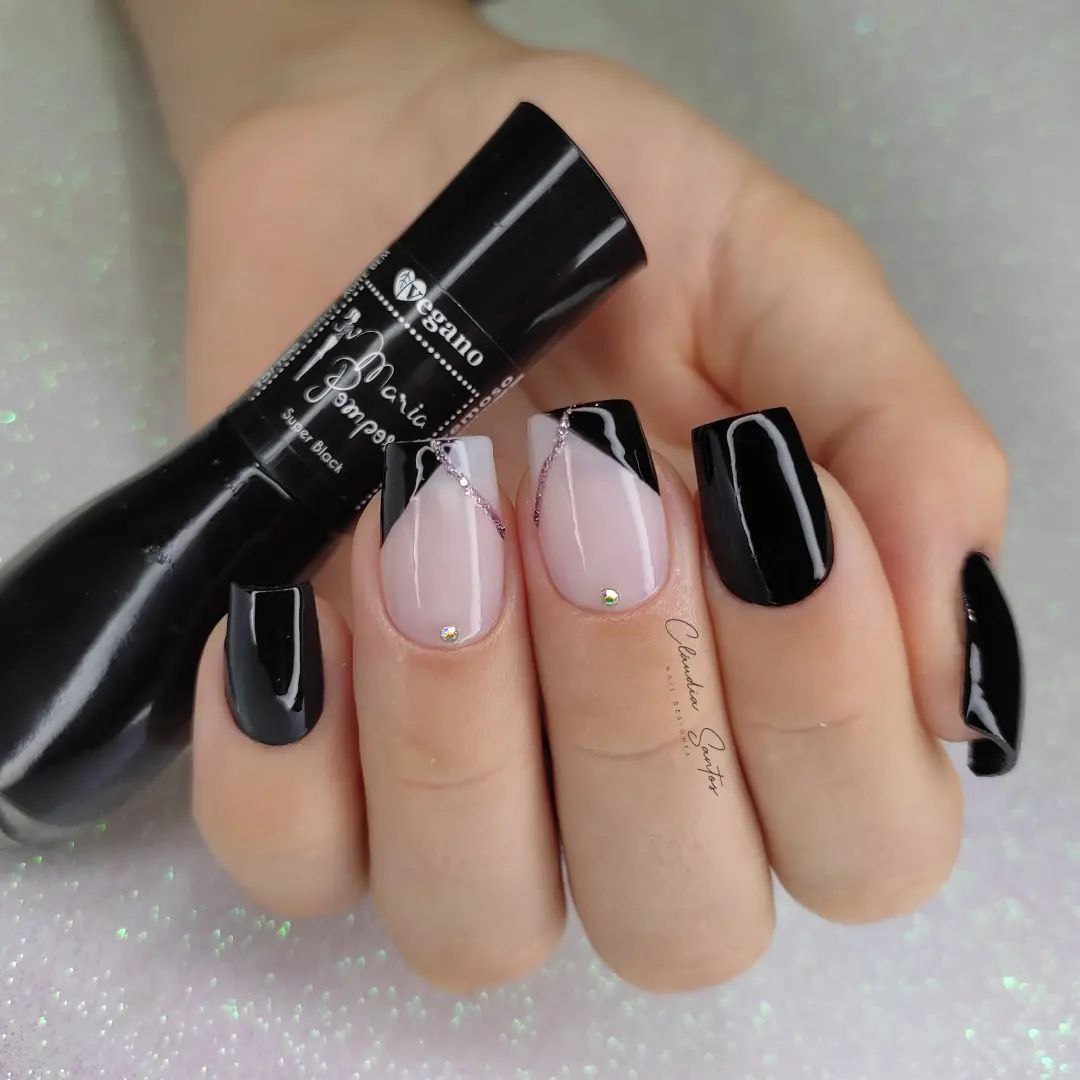 Micose ou Melanoma? Entenda as Manchas Pretas nas Unhas