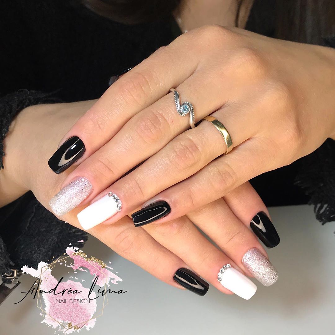 Guia Completo de Nail Art Preto e Branco: Do Clássico ao Moderno