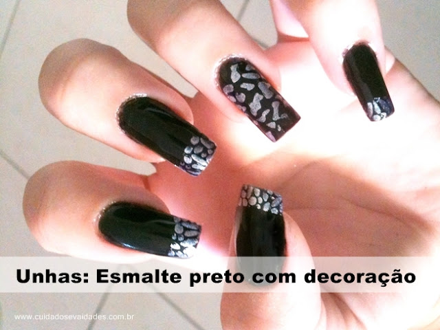 unha preta e prata