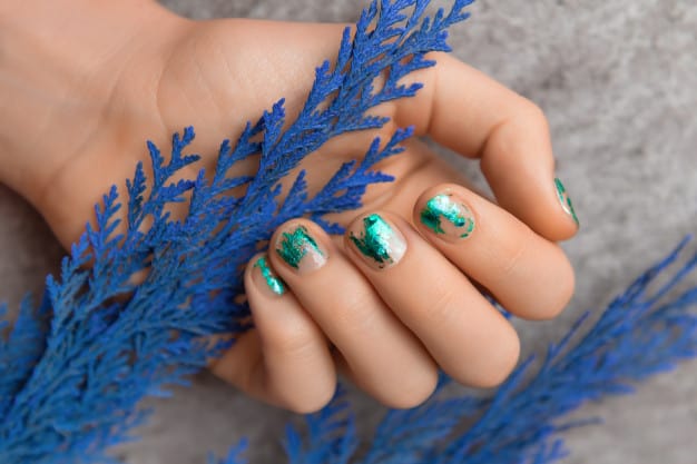 10 ideias de unhas quadradas curtas decoradas para o dia a dia
