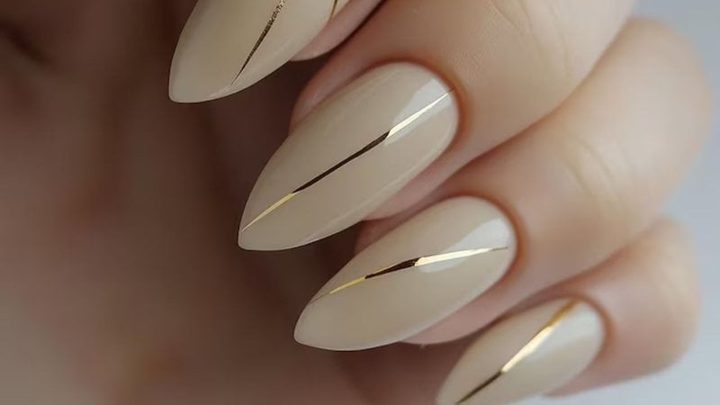 unha rachada na vertical