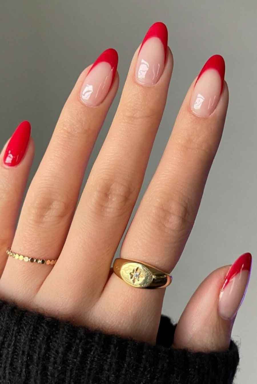 unha redonda vermelha vs unha amendoada vermelha