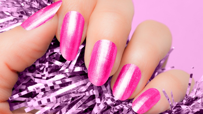 As Melhores Marcas de Esmalte Rosa Barbie para o Seu Look