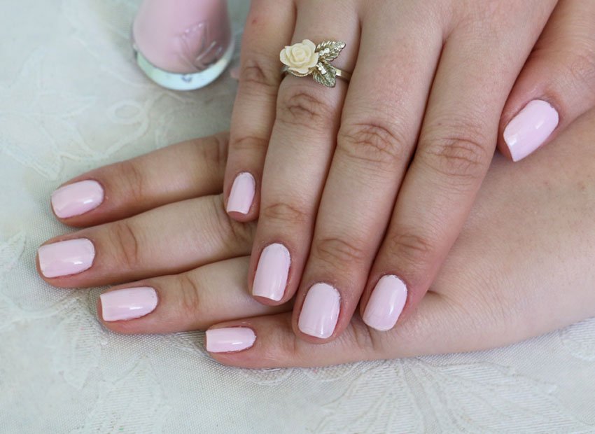 unha rosa claro