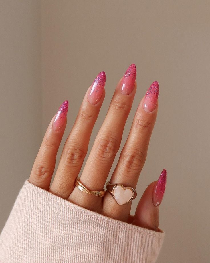 como fazer unha rosa com francesinha branca em unhas curtas