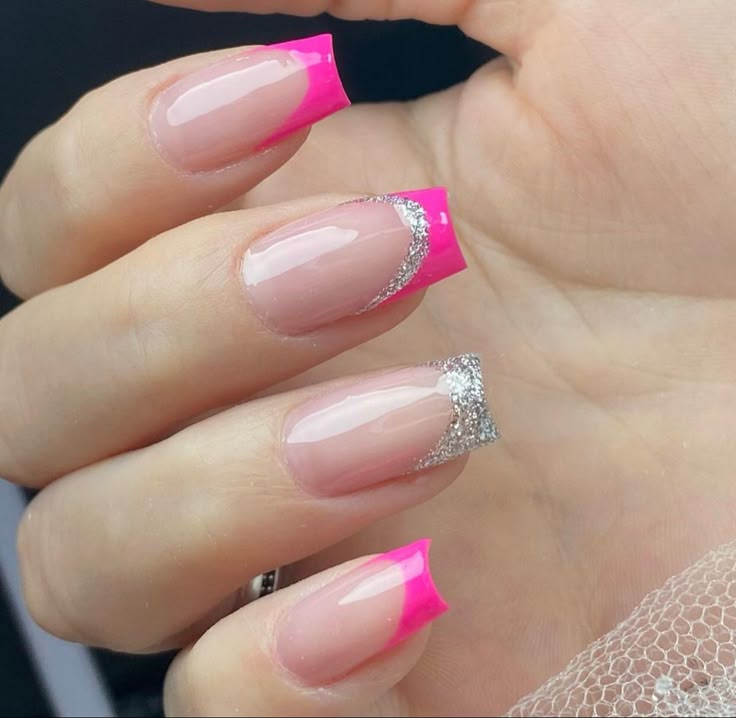 como fazer unha rosa com francesinha branca em unhas curtas