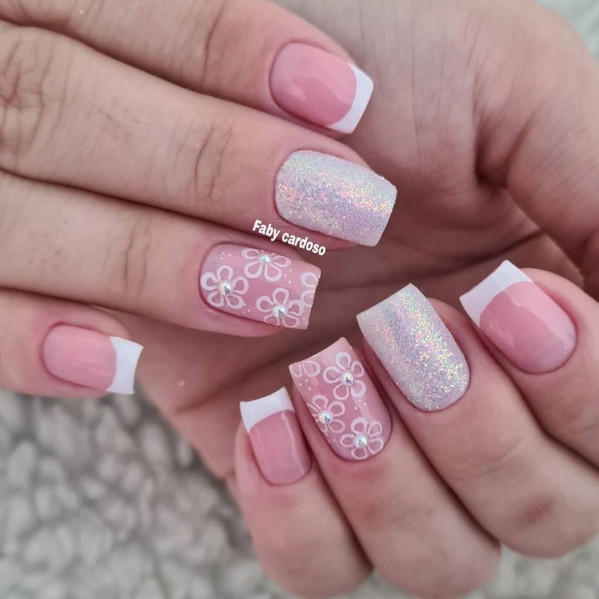como fazer unha rosa com francesinha branca em unhas curtas