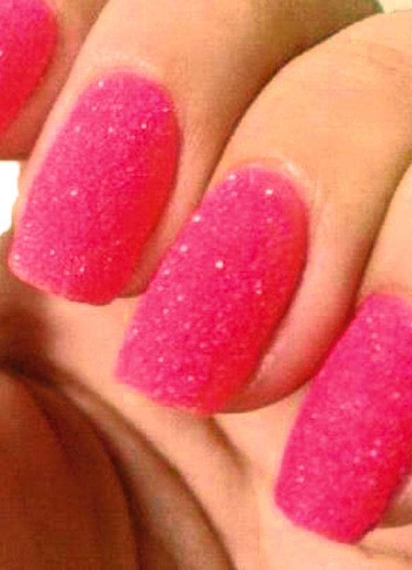 unha rosa com glitter