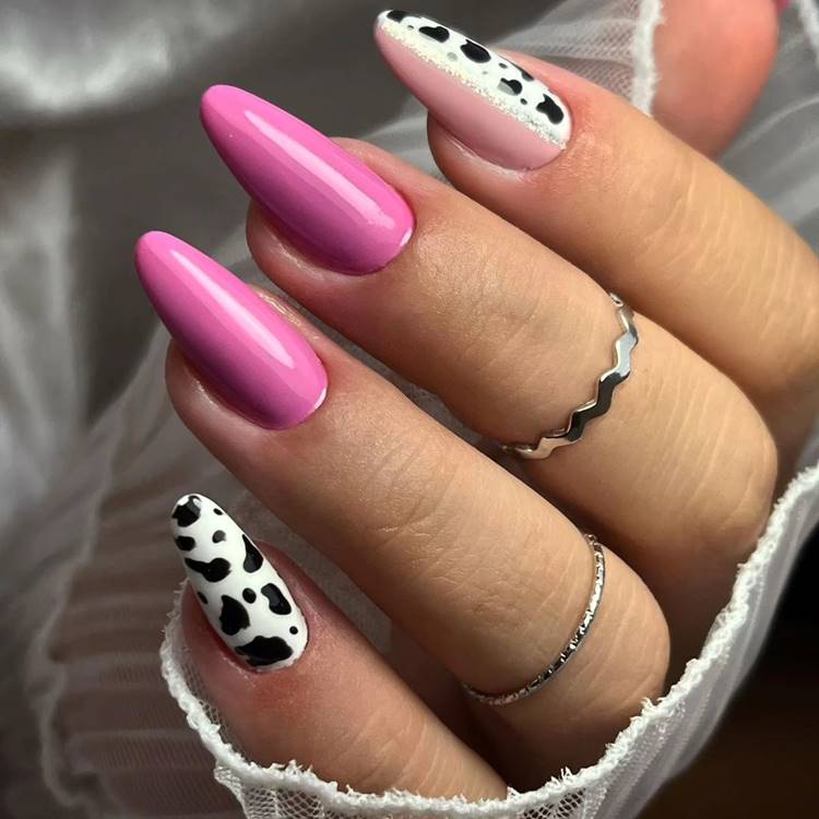 unha rosa com preto stiletto