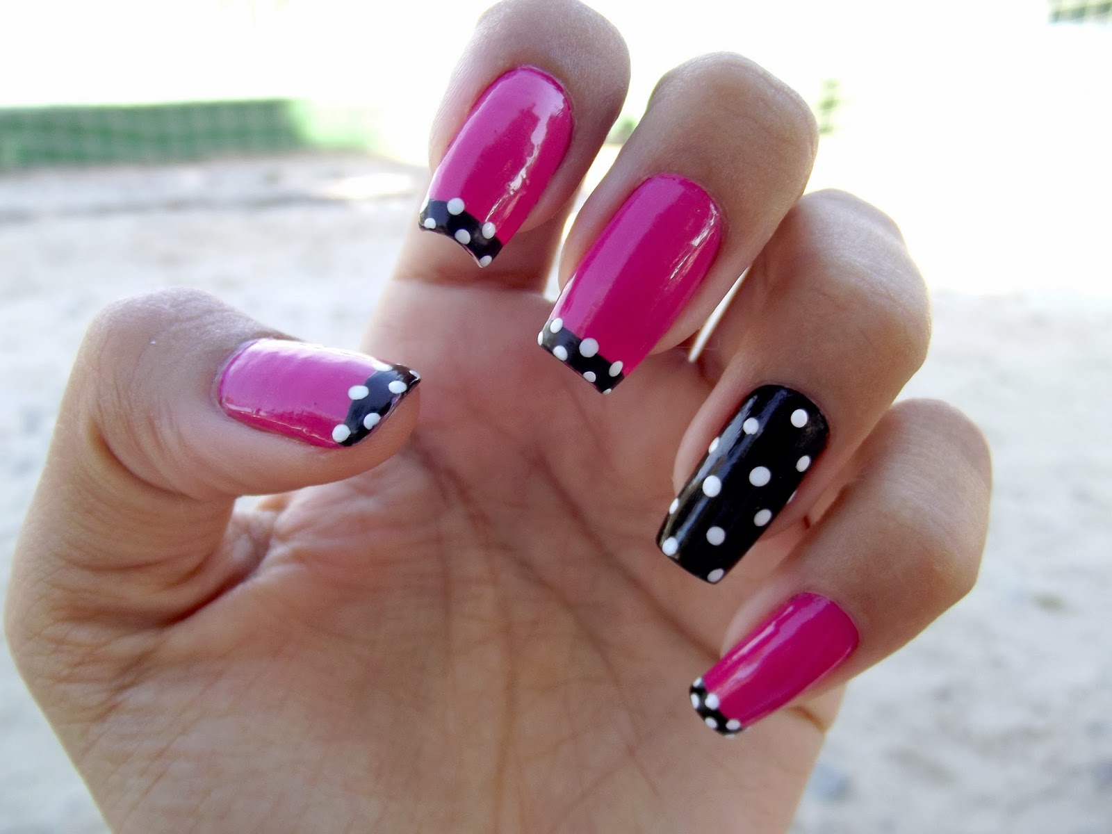 unha rosa com preto inglesinha