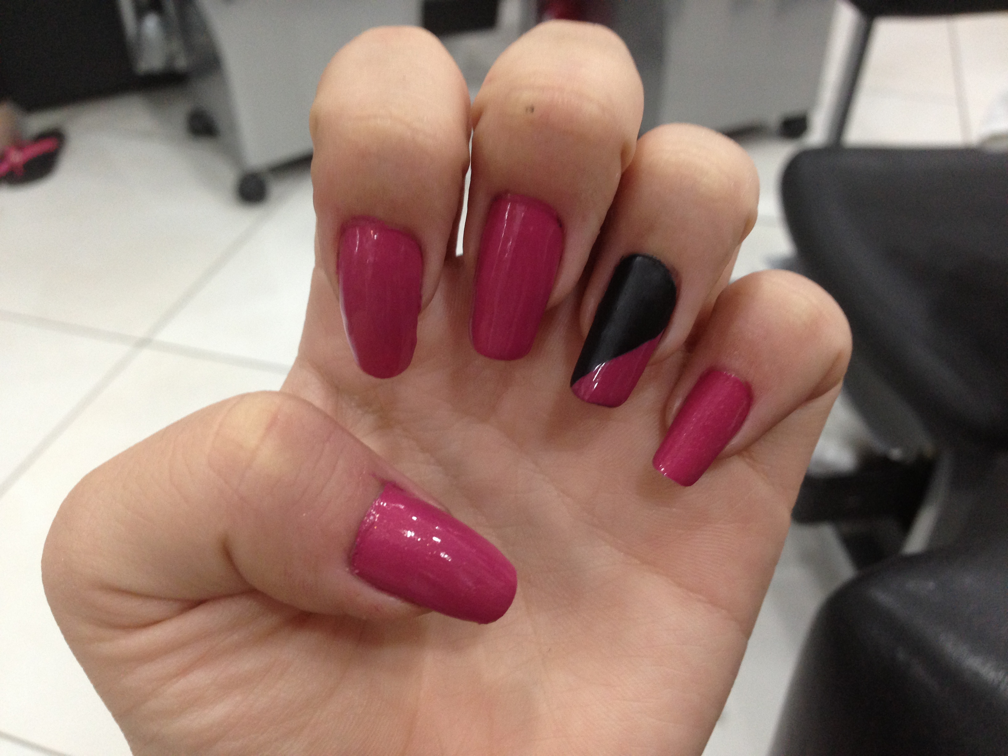 unha rosa com preto filha única