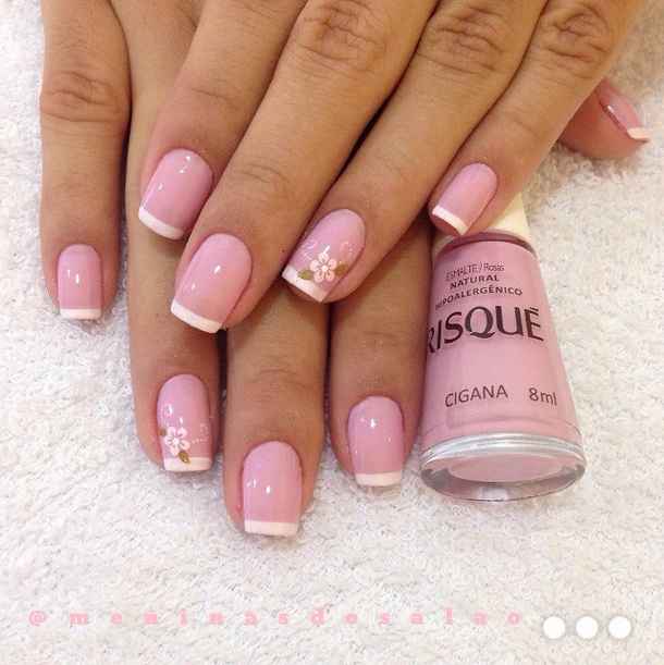 cuidados para unha rosa natural