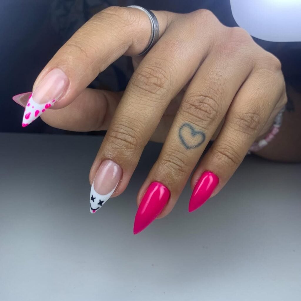 unha rosa pink decorada com filha única