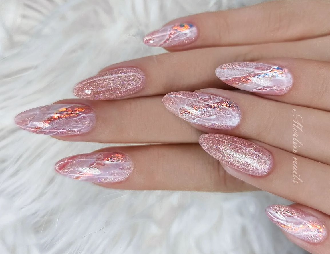 unha rose gold com glitter