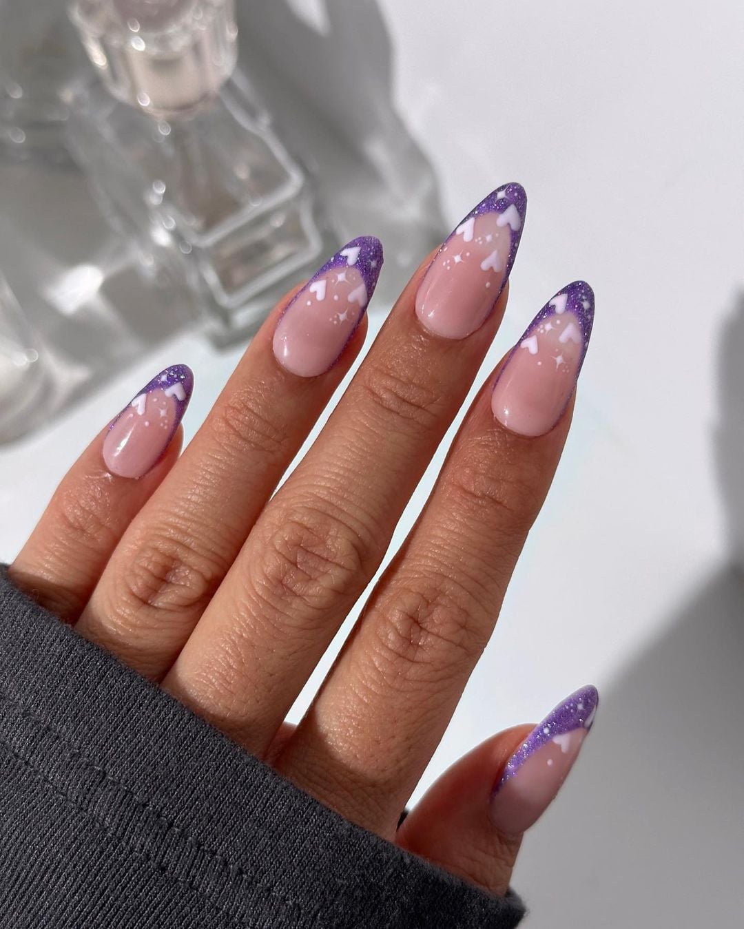 unha roxa com francesinha