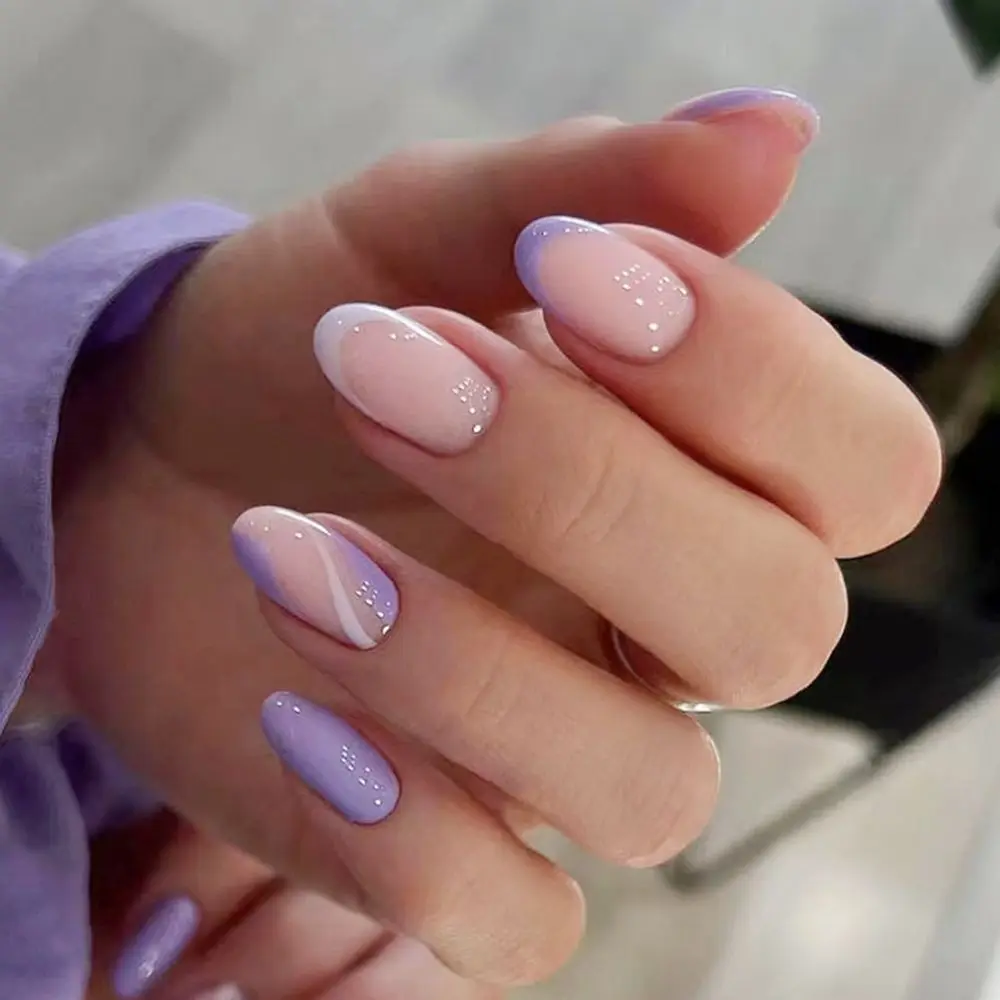 ideias de unhas roxas com francesinha para inspiração