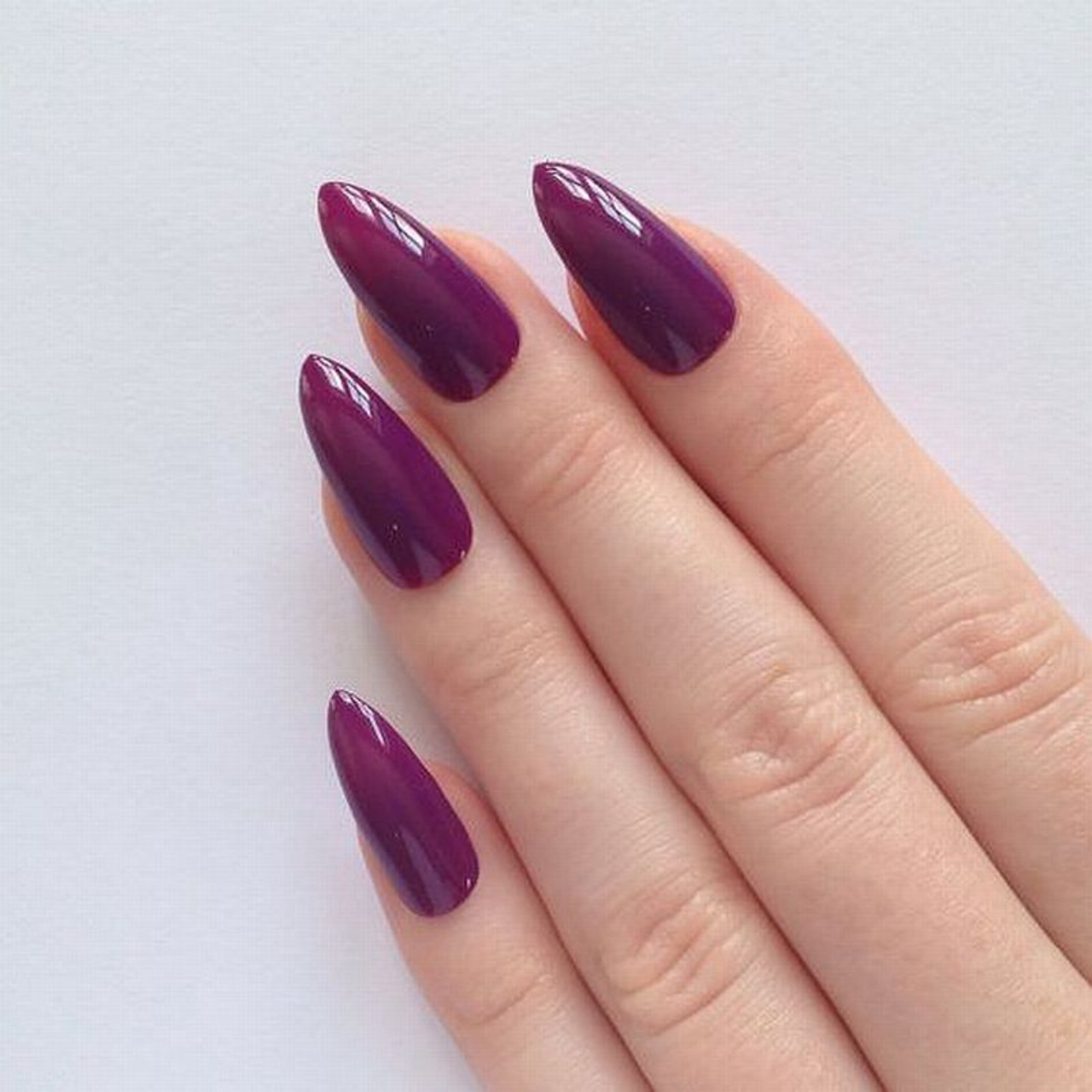 Manutenção Essencial para Unhas Stiletto Curtas Duradouras