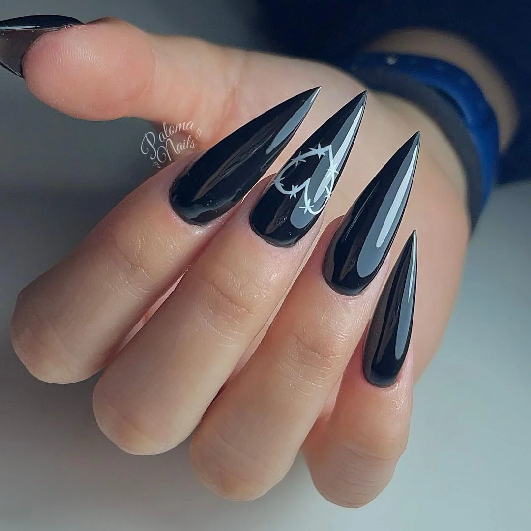 Unhas Postiças Stiletto Pretas: Guia Completo