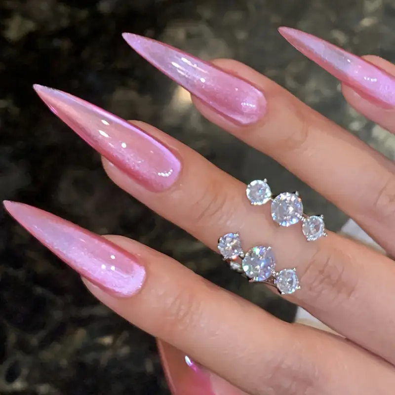 Unhas Stiletto Rosa: Técnicas de Alongamento e Cuidados Essenciais para Durabilidade