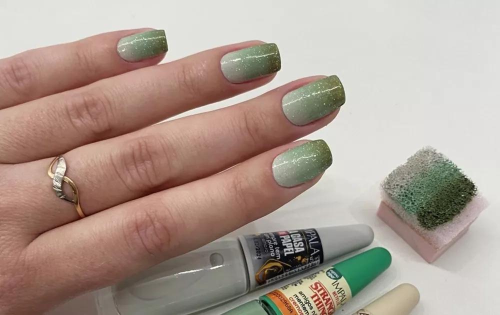 Tendências de Esmaltes Verde Escuro: Cores e Acabamentos para Arrasar