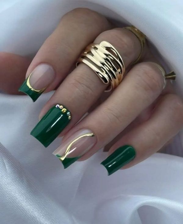 ideias de unhas verde militar com francesinha para inspiração