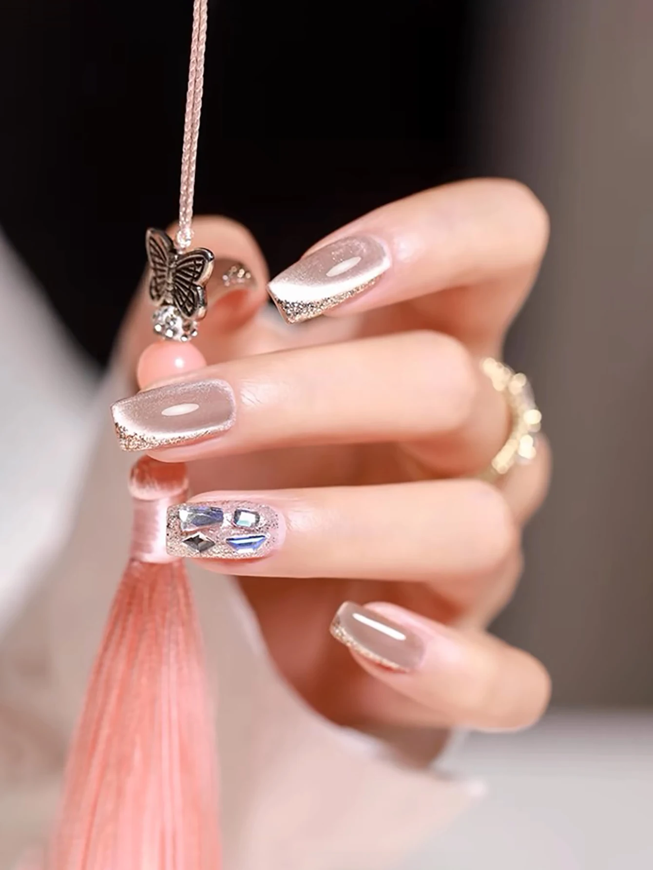 unha verde militar vs unha verde musgo com francesinha