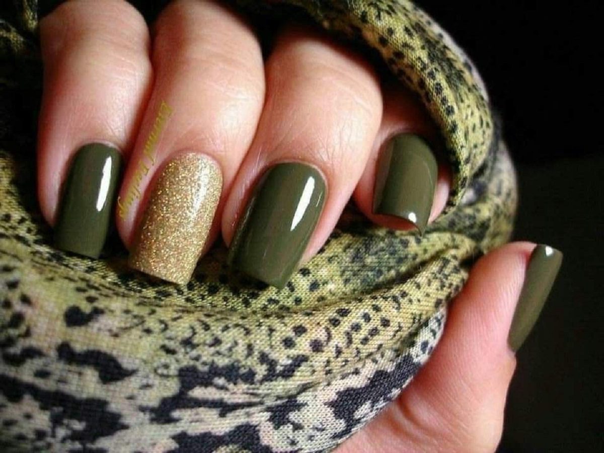 unha verde oliva