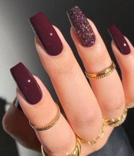 Dicas Essenciais para Aplicar Glitter nas Unhas Vinho e Garantir Durabilidade